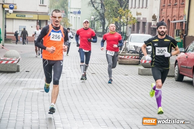 Zdjęcie w galerii na portalu naszwodzislaw.com: Jubileuszowy Półmaraton Wodzisławski. Na starcie ponad 250 zawodników wiadomości z regionu