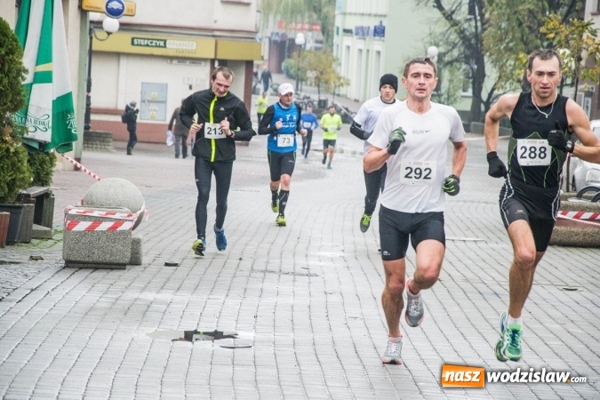 Zdjęcie w galerii na portalu naszwodzislaw.com: Jubileuszowy Półmaraton Wodzisławski. Na starcie ponad 250 zawodników wiadomości z regionu