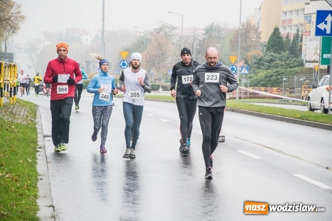Zdjęcie w galerii na portalu naszwodzislaw.com: Jubileuszowy Półmaraton Wodzisławski. Na starcie ponad 250 zawodników wiadomości z regionu