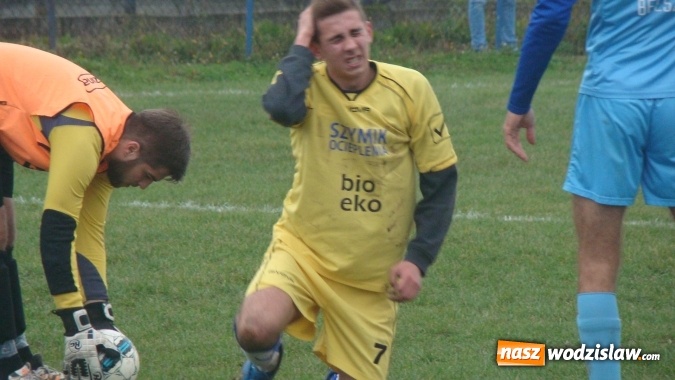 Zdjęcie w galerii na portalu naszwodzislaw.com: Rozw&oacute;j Bełsznica zwycięski w meczu na bagnie w Kokoszycach wiadomości z regionu