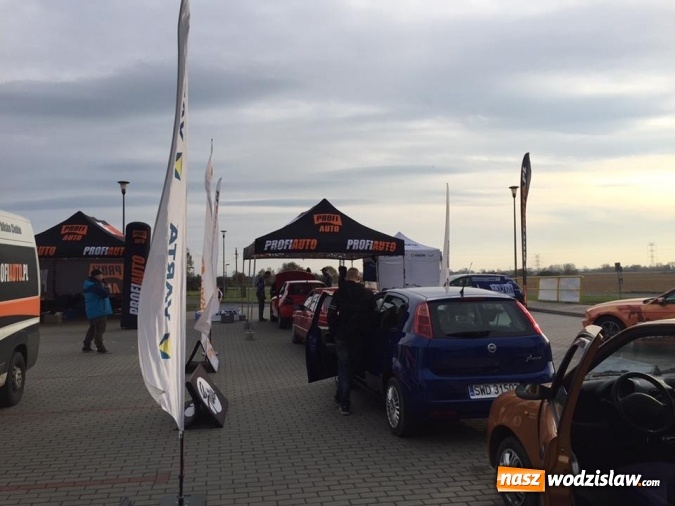 Zdjęcie w galerii na portalu naszwodzislaw.com: ProfiAuto Mroauto PitStop - blisko 100 samochodów darmowo sprawdzonych wiadomości z regionu