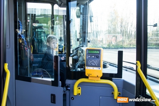 Zdjęcie w galerii na portalu naszwodzislaw.com: W Wodzisławiu zaprezentowano nową flotę dla MZK Jastrzębie  wiadomości z regionu