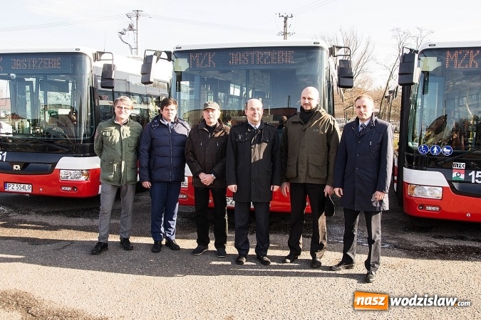 Zdjęcie w galerii na portalu naszwodzislaw.com: W Wodzisławiu zaprezentowano nową flotę dla MZK Jastrzębie  wiadomości z regionu