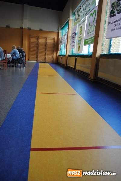 Zdjęcie w galerii na portalu naszwodzislaw.com: Radlin: Sala szermiercza z patronem. Odsłonięto tablicę ku czci Fechmistrza Polnika wiadomości z regionu