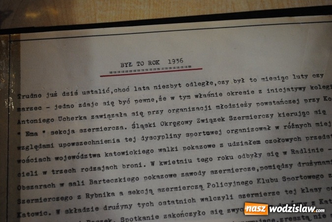 Zdjęcie w galerii na portalu naszwodzislaw.com: Radlin: Sala szermiercza z patronem. Odsłonięto tablicę ku czci Fechmistrza Polnika wiadomości z regionu