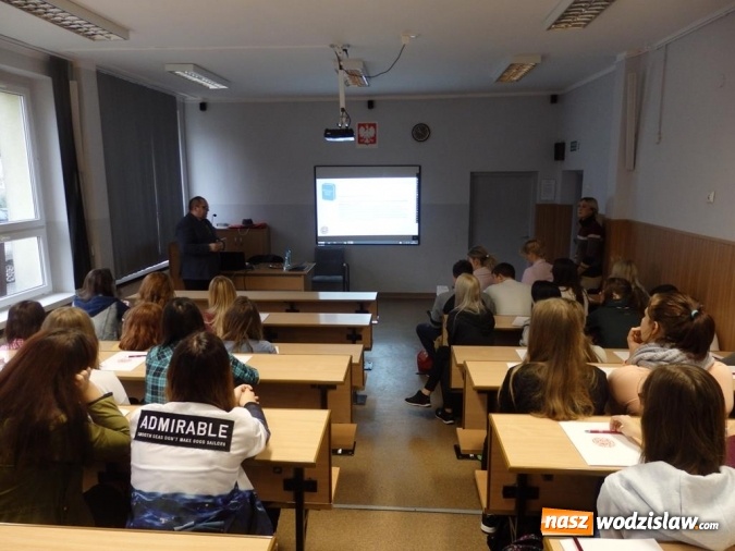 Zdjęcie w galerii na portalu naszwodzislaw.com: W Ekonomiku uczą się nowoczesnych strategii biznesowych  wiadomości z regionu
