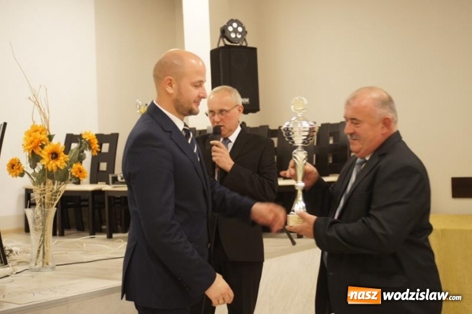 Zdjęcie w galerii na portalu naszwodzislaw.com: Hodowcy gołębi pocztowych z Oddziału w Mszanie podsumowali sezon lotowy  wiadomości z regionu