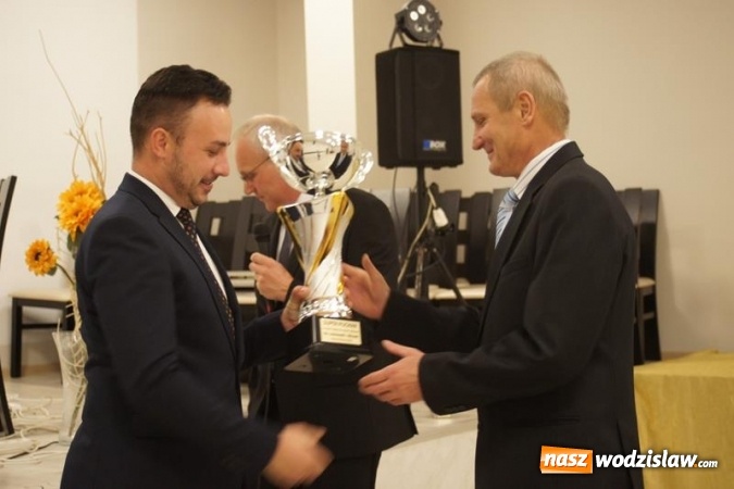 Zdjęcie w galerii na portalu naszwodzislaw.com: Hodowcy gołębi pocztowych z Oddziału w Mszanie podsumowali sezon lotowy  wiadomości z regionu