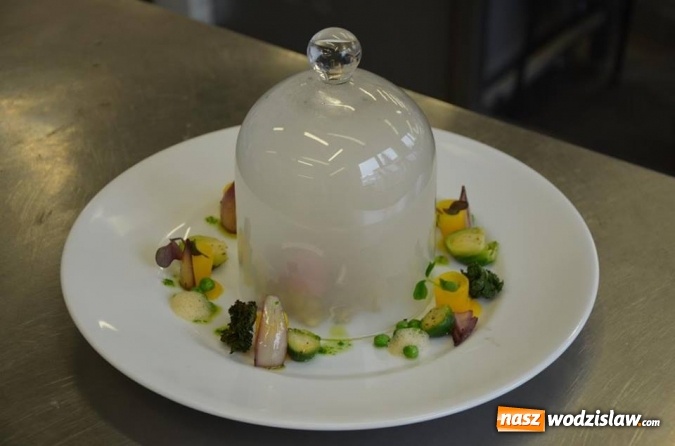 Zdjęcie w galerii na portalu naszwodzislaw.com: Młodzi kucharze z Katowic zwycięzcami Śląskiej Jesieni Kulinarnej w Wodzisławiu Śl. wiadomości z regionu