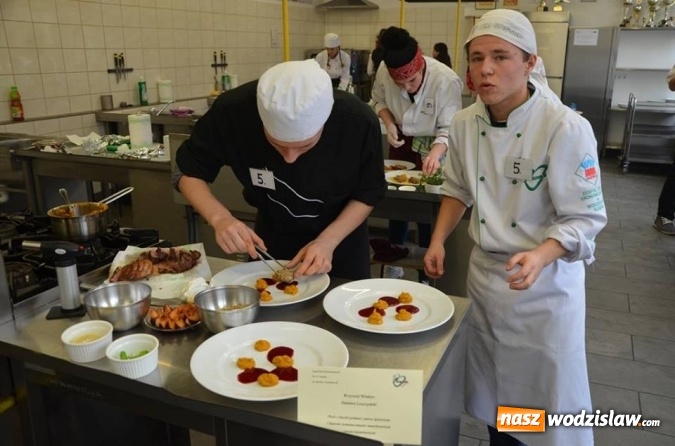 Zdjęcie w galerii na portalu naszwodzislaw.com: Młodzi kucharze z Katowic zwycięzcami Śląskiej Jesieni Kulinarnej w Wodzisławiu Śl. wiadomości z regionu