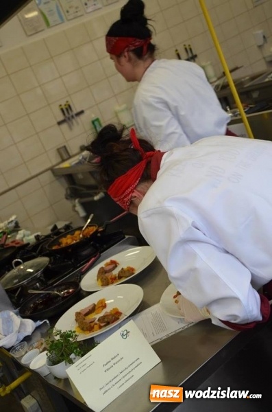 Zdjęcie w galerii na portalu naszwodzislaw.com: Młodzi kucharze z Katowic zwycięzcami Śląskiej Jesieni Kulinarnej w Wodzisławiu Śl. wiadomości z regionu