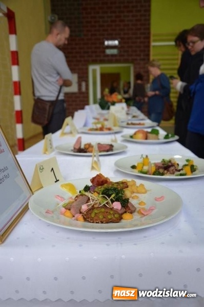 Zdjęcie w galerii na portalu naszwodzislaw.com: Młodzi kucharze z Katowic zwycięzcami Śląskiej Jesieni Kulinarnej w Wodzisławiu Śl. wiadomości z regionu