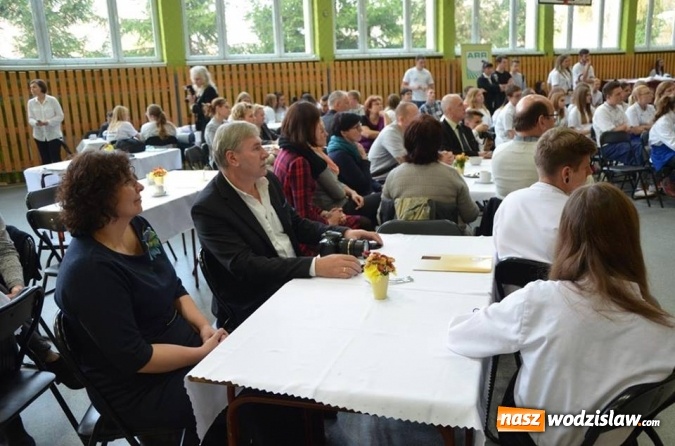 Zdjęcie w galerii na portalu naszwodzislaw.com: Młodzi kucharze z Katowic zwycięzcami Śląskiej Jesieni Kulinarnej w Wodzisławiu Śl. wiadomości z regionu