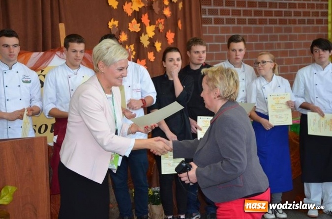 Zdjęcie w galerii na portalu naszwodzislaw.com: Młodzi kucharze z Katowic zwycięzcami Śląskiej Jesieni Kulinarnej w Wodzisławiu Śl. wiadomości z regionu