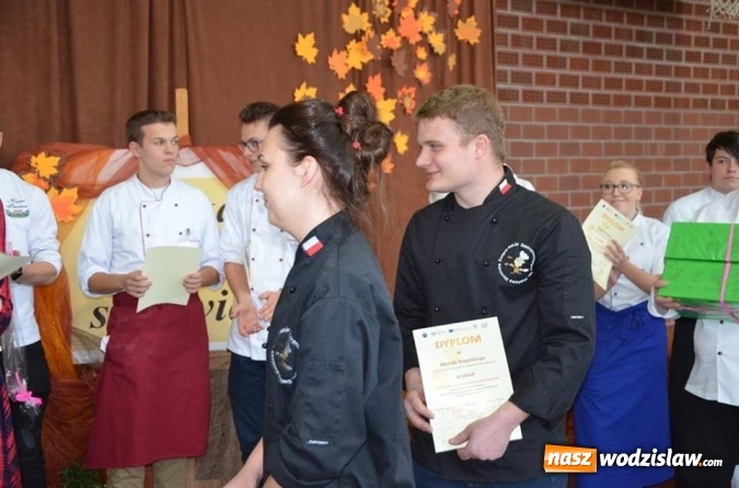 Zdjęcie w galerii na portalu naszwodzislaw.com: Młodzi kucharze z Katowic zwycięzcami Śląskiej Jesieni Kulinarnej w Wodzisławiu Śl. wiadomości z regionu