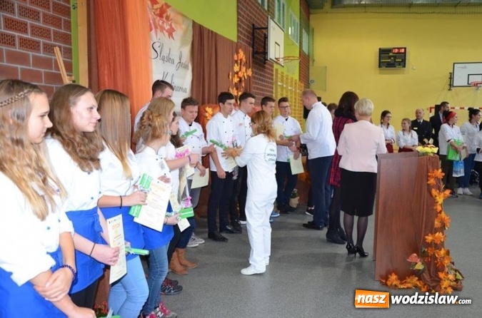 Zdjęcie w galerii na portalu naszwodzislaw.com: Młodzi kucharze z Katowic zwycięzcami Śląskiej Jesieni Kulinarnej w Wodzisławiu Śl. wiadomości z regionu