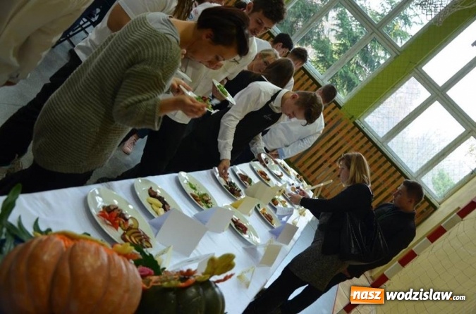 Zdjęcie w galerii na portalu naszwodzislaw.com: Młodzi kucharze z Katowic zwycięzcami Śląskiej Jesieni Kulinarnej w Wodzisławiu Śl. wiadomości z regionu