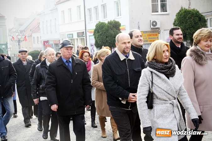 Zdjęcie w galerii na portalu naszwodzislaw.com: Narodowe Święto Niepodległości w Wodzisławiu Śląskim. FOTORELACJA wiadomości z regionu