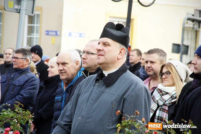 Zdjęcie w galerii na portalu naszwodzislaw.com: Narodowe Święto Niepodległości w Wodzisławiu Śląskim. FOTORELACJA wiadomości z regionu