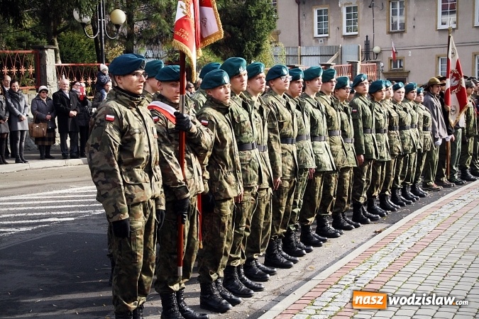 Zdjęcie w galerii na portalu naszwodzislaw.com: Narodowe Święto Niepodległości w Wodzisławiu Śląskim. FOTORELACJA wiadomości z regionu