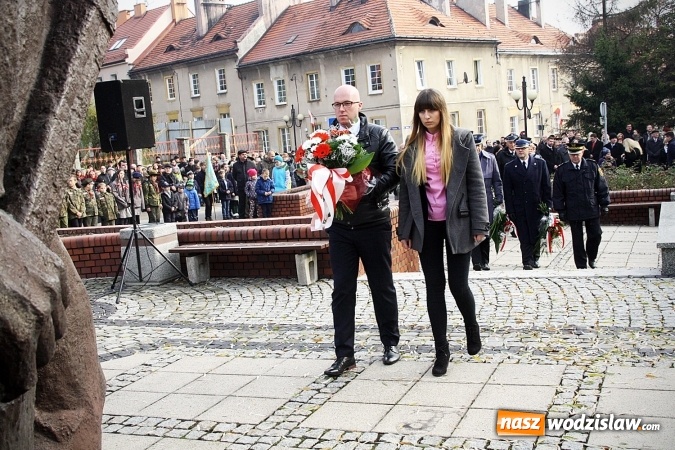 Zdjęcie w galerii na portalu naszwodzislaw.com: Narodowe Święto Niepodległości w Wodzisławiu Śląskim. FOTORELACJA wiadomości z regionu