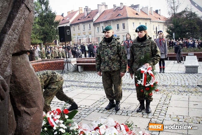 Zdjęcie w galerii na portalu naszwodzislaw.com: Narodowe Święto Niepodległości w Wodzisławiu Śląskim. FOTORELACJA wiadomości z regionu