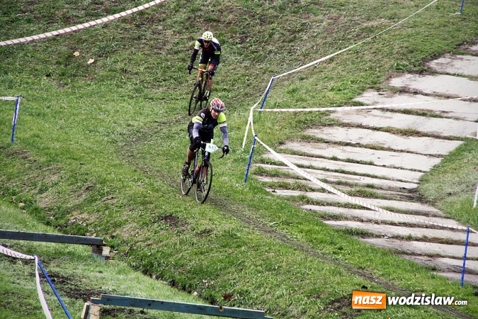 Zdjęcie w galerii na portalu naszwodzislaw.com: Emocje sportowe na wysokim poziomie. Mistrzostwa Rydułtów w kolarstwie przełajowym wiadomości z regionu