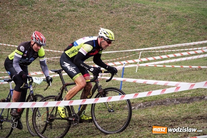 Zdjęcie w galerii na portalu naszwodzislaw.com: Emocje sportowe na wysokim poziomie. Mistrzostwa Rydułtów w kolarstwie przełajowym wiadomości z regionu