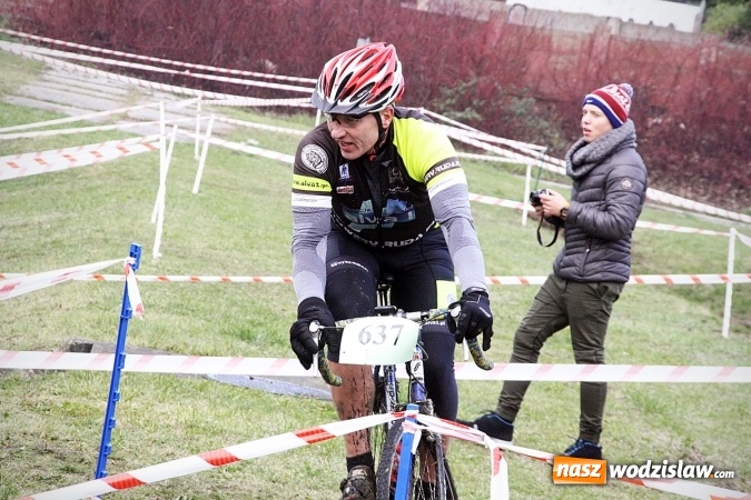 Zdjęcie w galerii na portalu naszwodzislaw.com: Emocje sportowe na wysokim poziomie. Mistrzostwa Rydułtów w kolarstwie przełajowym wiadomości z regionu