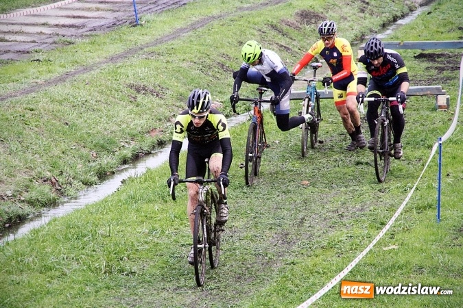 Zdjęcie w galerii na portalu naszwodzislaw.com: Emocje sportowe na wysokim poziomie. Mistrzostwa Rydułtów w kolarstwie przełajowym wiadomości z regionu