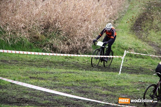 Zdjęcie w galerii na portalu naszwodzislaw.com: Emocje sportowe na wysokim poziomie. Mistrzostwa Rydułtów w kolarstwie przełajowym wiadomości z regionu
