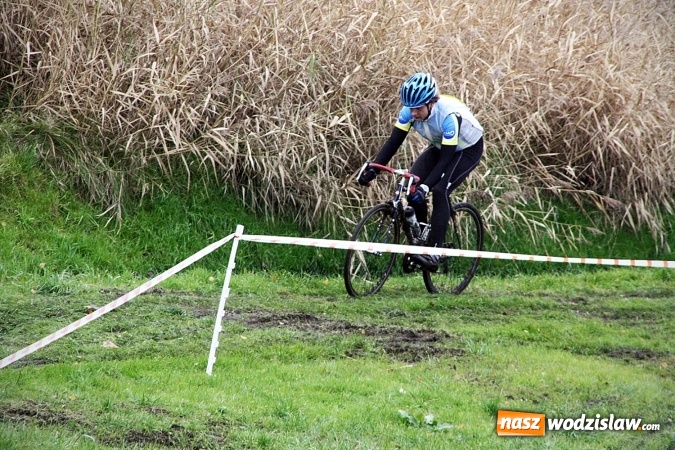 Zdjęcie w galerii na portalu naszwodzislaw.com: Emocje sportowe na wysokim poziomie. Mistrzostwa Rydułtów w kolarstwie przełajowym wiadomości z regionu