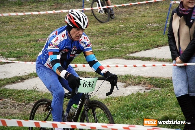 Zdjęcie w galerii na portalu naszwodzislaw.com: Emocje sportowe na wysokim poziomie. Mistrzostwa Rydułtów w kolarstwie przełajowym wiadomości z regionu