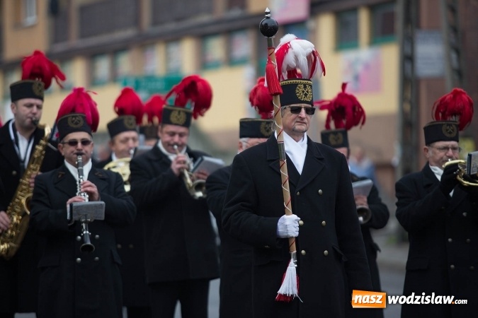 Zdjęcie w galerii na portalu naszwodzislaw.com: Zuchy, górnicy i apel o jedność. Święto Niepodległości w Radlinie  wiadomości z regionu