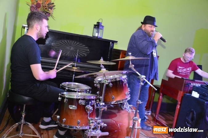 Zdjęcie w galerii na portalu naszwodzislaw.com: XV Radlińskie Oblicza Bluesa. Zwyciężczyni 