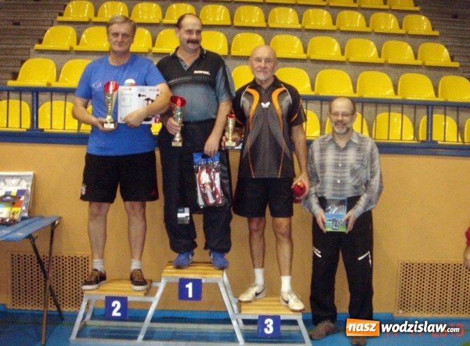 Zdjęcie w galerii na portalu naszwodzislaw.com: Dobry start zawodników Relaksu na turnieju tenisa stołowego w Radlinie  wiadomości z regionu