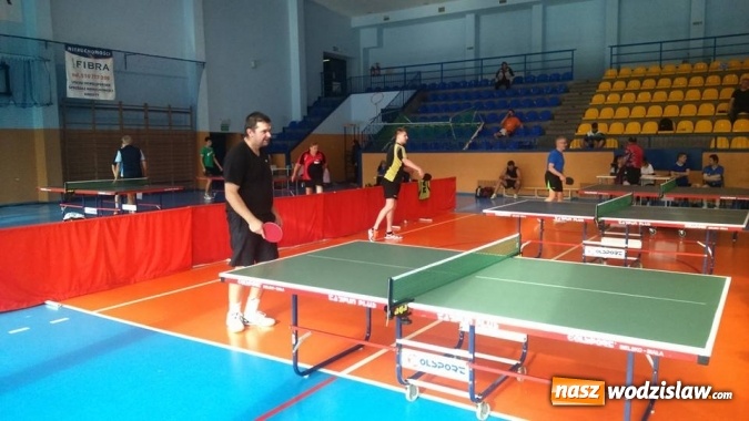 Zdjęcie w galerii na portalu naszwodzislaw.com: Dobry start zawodników Relaksu na turnieju tenisa stołowego w Radlinie  wiadomości z regionu