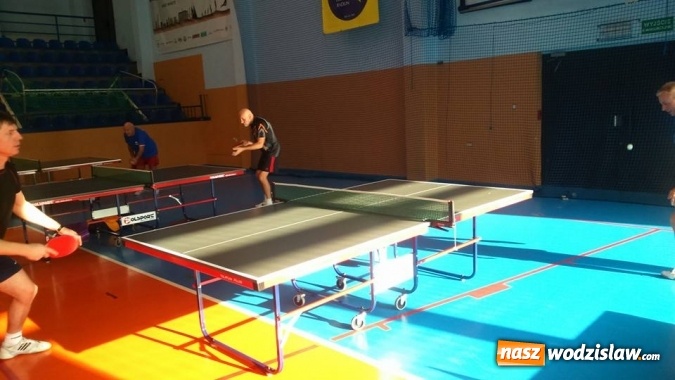 Zdjęcie w galerii na portalu naszwodzislaw.com: Dobry start zawodników Relaksu na turnieju tenisa stołowego w Radlinie  wiadomości z regionu