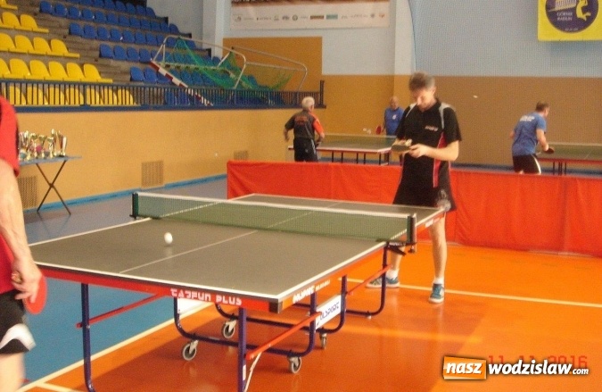 Zdjęcie w galerii na portalu naszwodzislaw.com: Dobry start zawodników Relaksu na turnieju tenisa stołowego w Radlinie  wiadomości z regionu