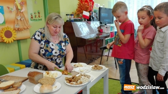 Zdjęcie w galerii na portalu naszwodzislaw.com: Od ziarenka do bochenka. Kolejne warsztaty w wodzisławskim przedszkolu nr 6 wiadomości z regionu