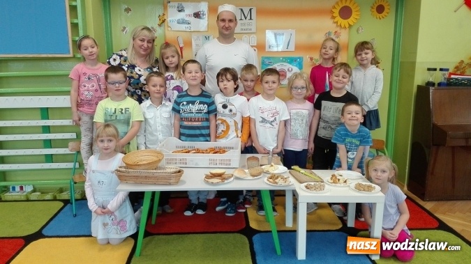 Zdjęcie w galerii na portalu naszwodzislaw.com: Od ziarenka do bochenka. Kolejne warsztaty w wodzisławskim przedszkolu nr 6 wiadomości z regionu