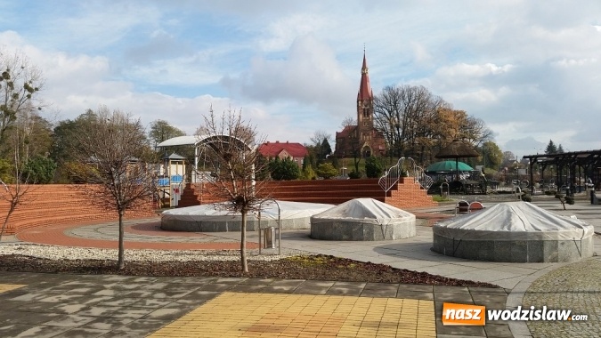 Zdjęcie w galerii na portalu naszwodzislaw.com: Marklowice: Wyspa gotowa do sezonu zimowego. Będzie r&oacute;wnież lodowisko wiadomości z regionu