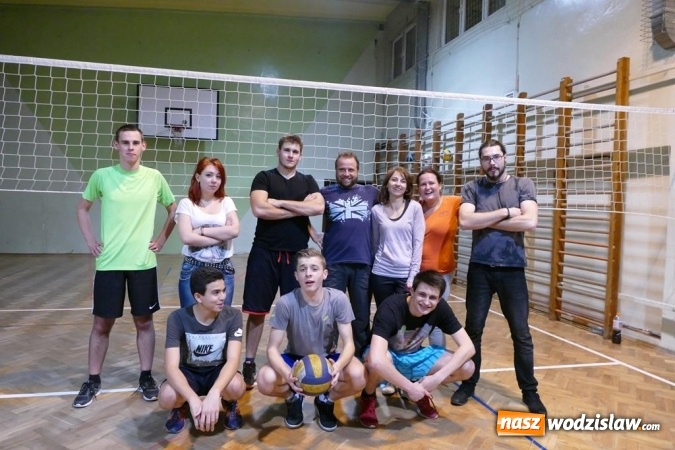 Zdjęcie w galerii na portalu naszwodzislaw.com: Za nami noc z kryminałem w Tischnerze  wiadomości z regionu