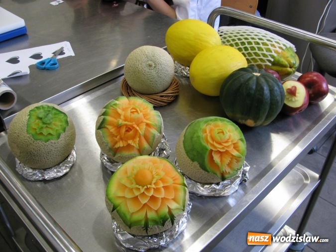 Zdjęcie w galerii na portalu naszwodzislaw.com: Carving, frutti di mare i środki czystości, czyli warsztaty Unity Line w Ekonomiku  wiadomości z regionu