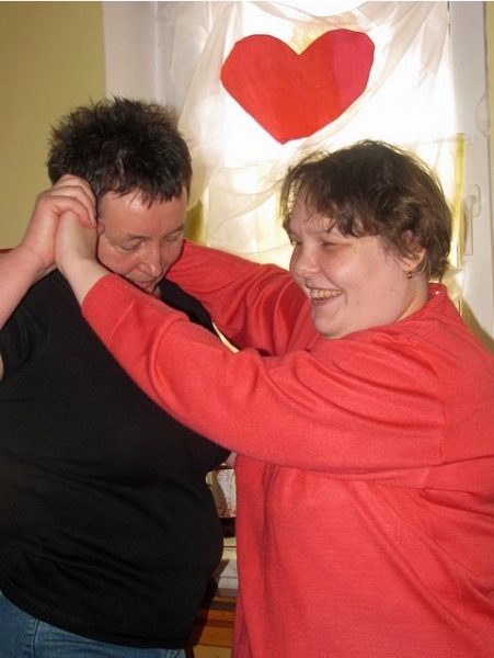 Zdjęcie w galerii na portalu naszwodzislaw.com: Walentynki łączą w zabawie wiadomości z regionu