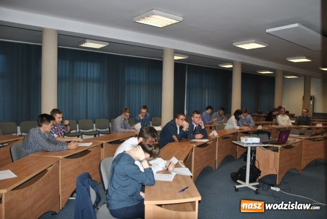 Zdjęcie w galerii na portalu naszwodzislaw.com: Powiatowy konkurs historyczny w ZST  wiadomości z regionu