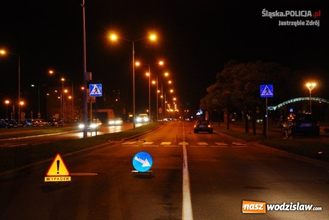 Zdjęcie w galerii na portalu naszwodzislaw.com: Wyprzedzał na przejściu dla pieszych. 54-letnia wodzisławianka w szpitalu wiadomości z regionu