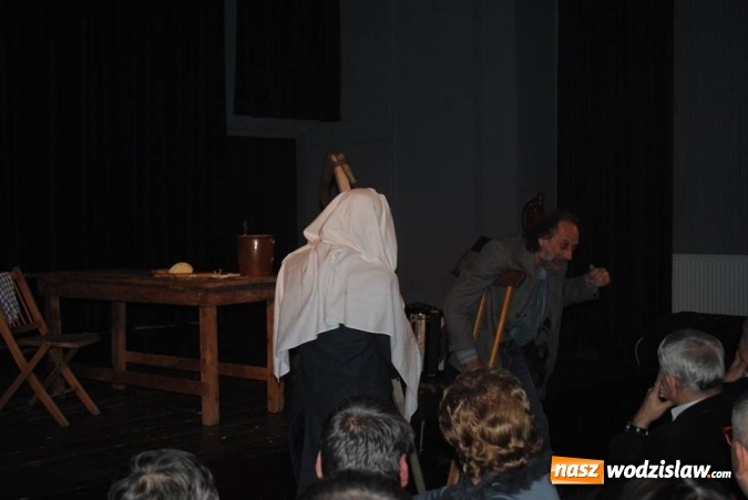 Zdjęcie w galerii na portalu naszwodzislaw.com: Scena Gołkowice pomaga Berenice. Zebrano 7 tysięcy złotych wiadomości z regionu