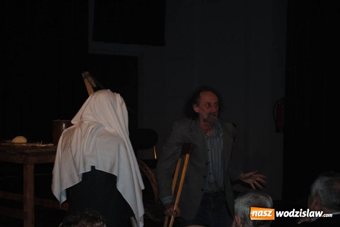 Zdjęcie w galerii na portalu naszwodzislaw.com: Scena Gołkowice pomaga Berenice. Zebrano 7 tysięcy złotych wiadomości z regionu