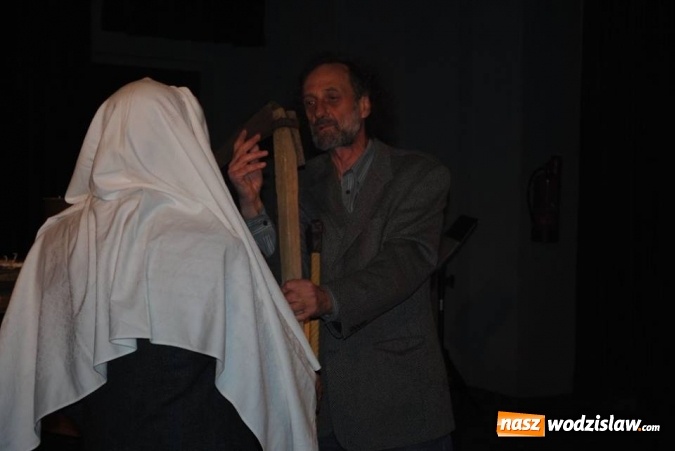 Zdjęcie w galerii na portalu naszwodzislaw.com: Scena Gołkowice pomaga Berenice. Zebrano 7 tysięcy złotych wiadomości z regionu